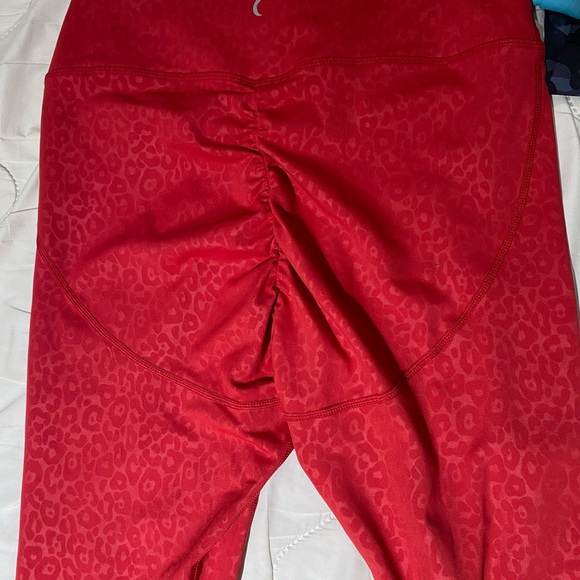 Never worn Zyia Red patterned leggings crossover front bum ruching size 12 - Picture 3 of 4